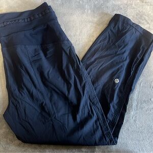 Lululemon Dance Studio Crop 25” size 8
